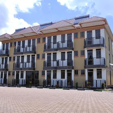 Golden View Hotel Ibanda エクステリア 写真